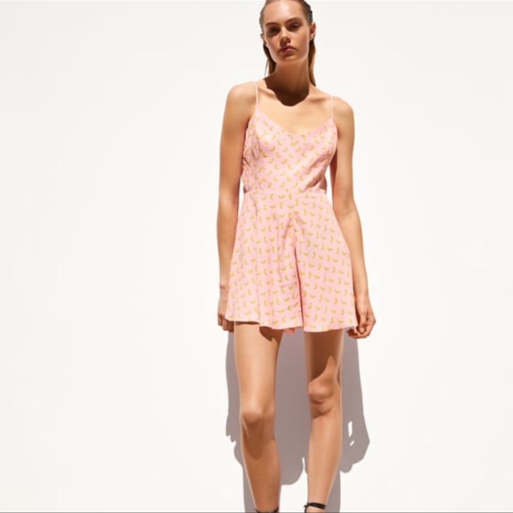 Zara Gone Bananas Pink Spaghetti Strap Romper Blogger Favorite Size Medium - Picture 5 of 14
